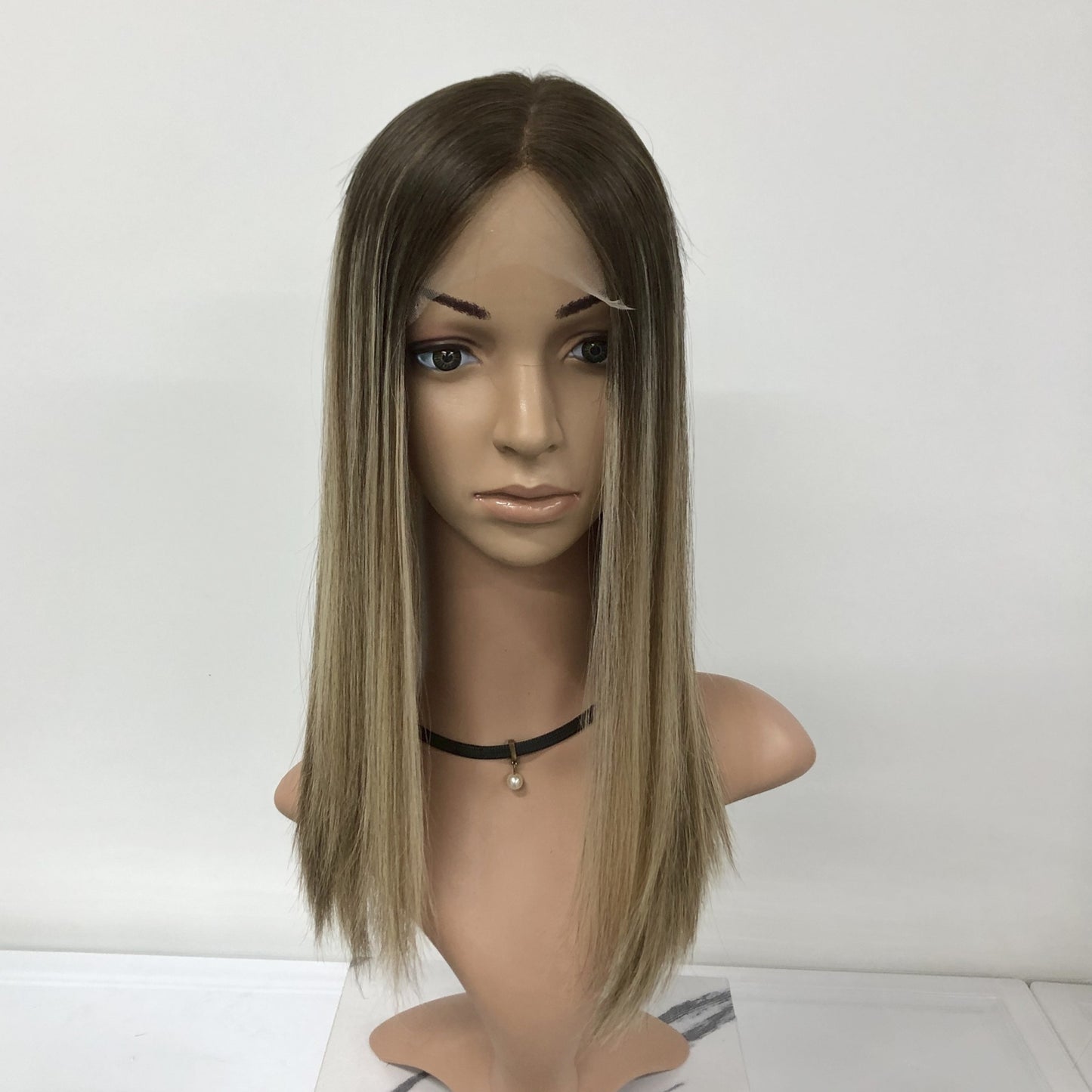 LACE TOPPER